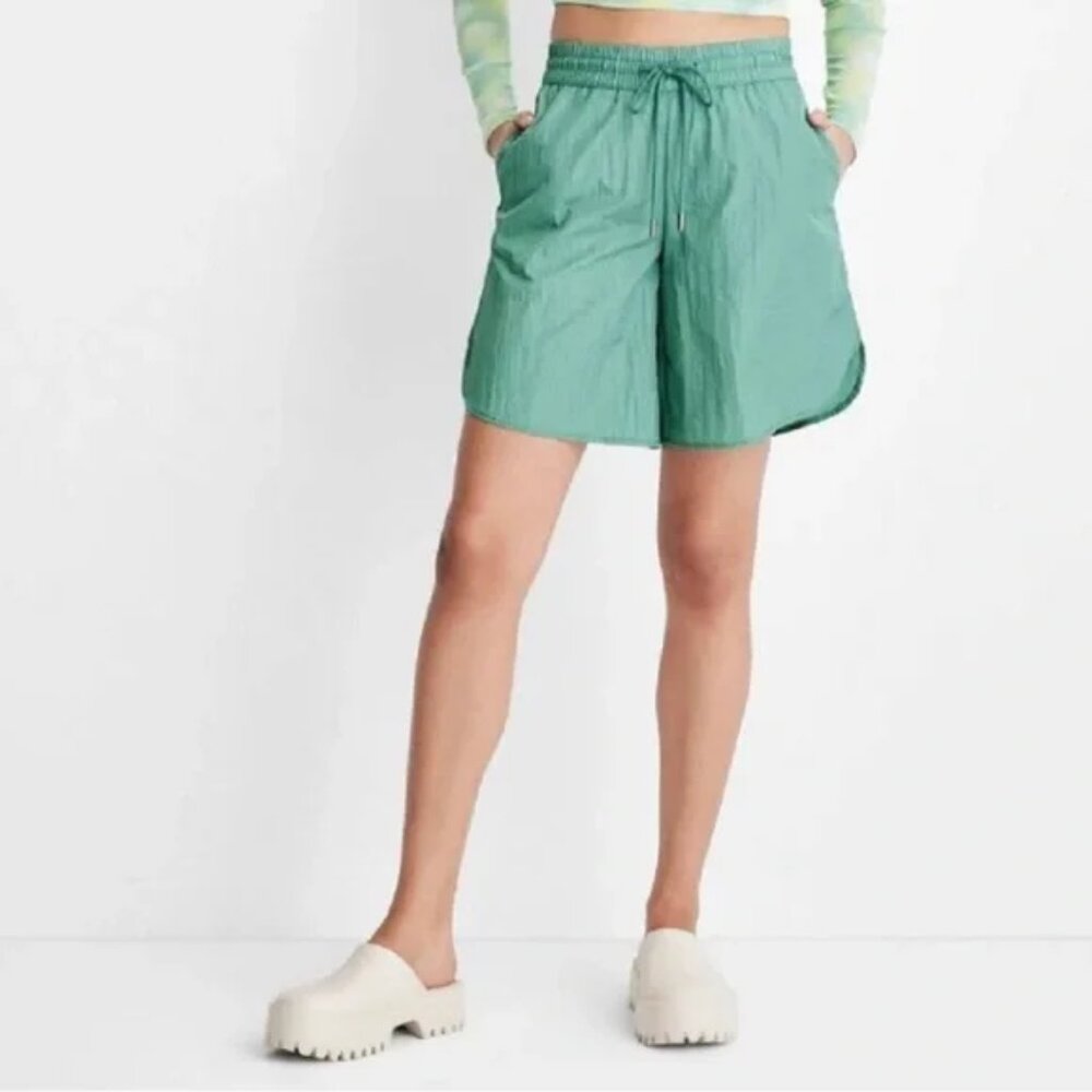 Future Collective Dolphin Windbreaker Shorts Green Drawstring Waist, New w/o Tag